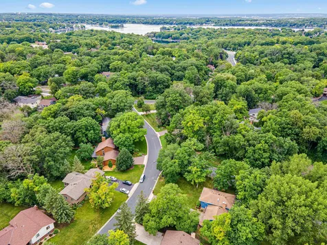 5915 Hidden Oaks Circle SE Prior Lake MN 55372