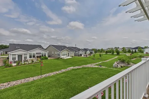196 Liberty Heights Drive Chaska MN 55318