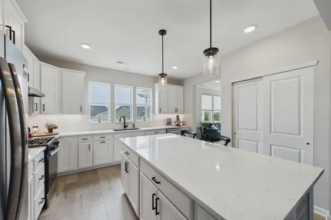 196 Liberty Heights Drive Chaska MN 55318