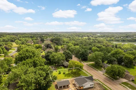8115 Victoria Drive Victoria MN 55386