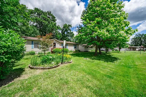 202 Riverwood Court Randall MN 56475
