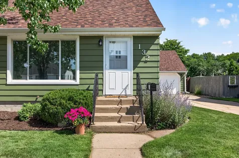 132 Spruce Street W South Saint Paul MN 55075