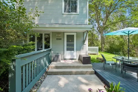 4872 Grenwich Trail N Oakdale MN 55128