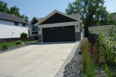 1026 Carrie Street West Saint Paul MN 55118