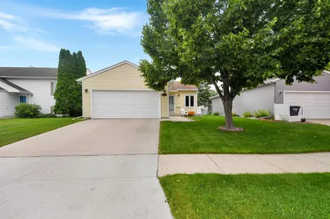 1510 28th Avenue S Fargo ND 58103