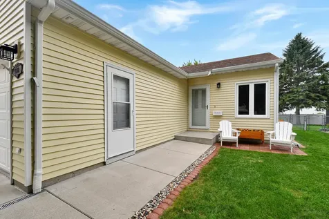 1510 28th Avenue S Fargo ND 58103
