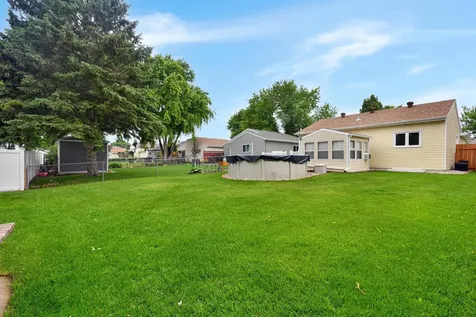 1510 28th Avenue S Fargo ND 58103