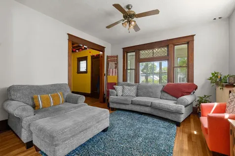 553 Manomin Avenue Saint Paul MN 55107