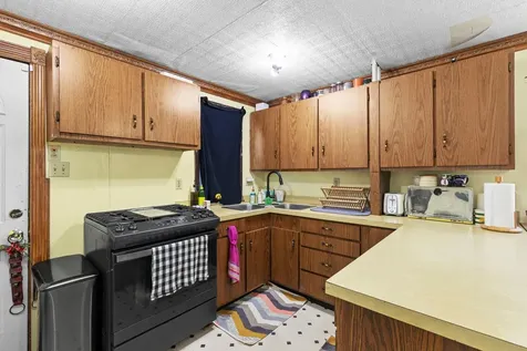 553 Manomin Avenue Saint Paul MN 55107
