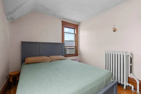 553 Manomin Avenue Saint Paul MN 55107