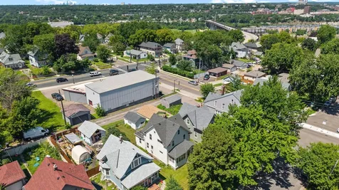 553 Manomin Avenue Saint Paul MN 55107