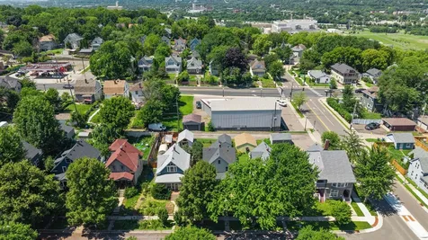 553 Manomin Avenue Saint Paul MN 55107