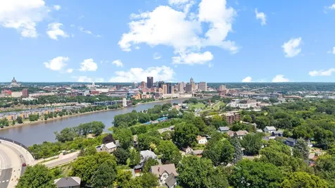 553 Manomin Avenue Saint Paul MN 55107