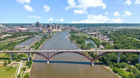 553 Manomin Avenue Saint Paul MN 55107