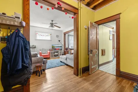 553 Manomin Avenue Saint Paul MN 55107