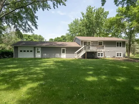 5590 Jeffery Avenue SW Howard Lake MN 55349