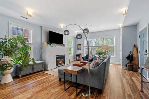 633 Dayton Avenue Saint Paul MN 55104