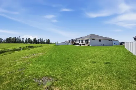 6702 72nd Avenue S Horace ND 58047