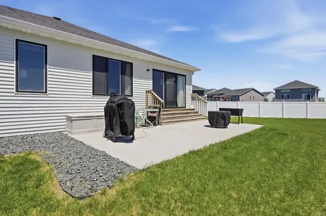6702 72nd Avenue S Horace ND 58047
