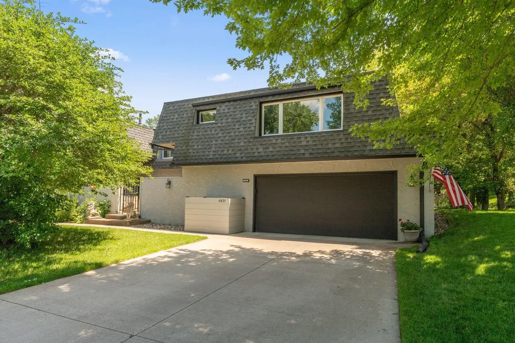 6435 Vernon Avenue S Edina MN 55436