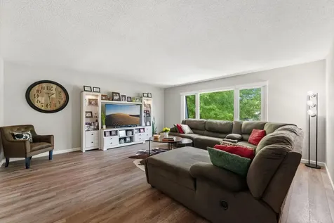 6435 Vernon Avenue S Edina MN 55436