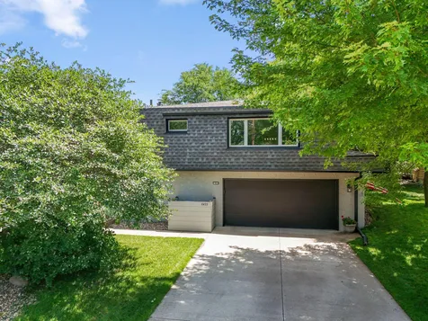 6435 Vernon Avenue S Edina MN 55436