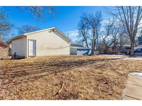 2222 Girard Avenue N Minneapolis MN 55411