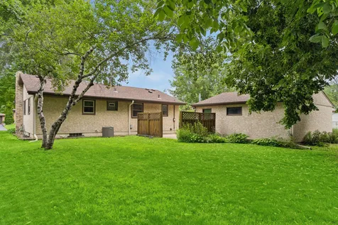 1849 Barry Drive Newport MN 55055