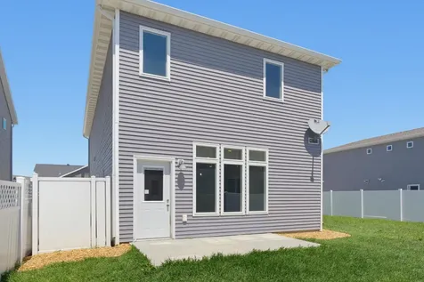 5072 43rd Avenue S Fargo ND 58104