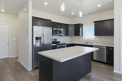 5072 43rd Avenue S Fargo ND 58104