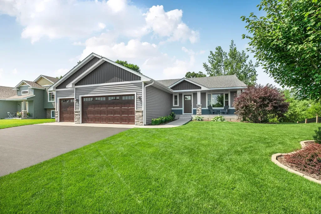 23063 Turquoise Street Saint Augusta MN 56301