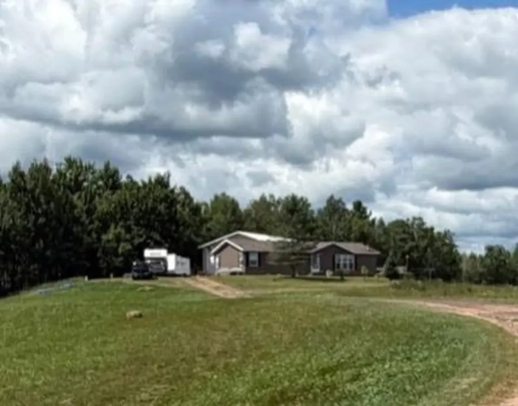 68611 Fleming Road Bruno MN 55712