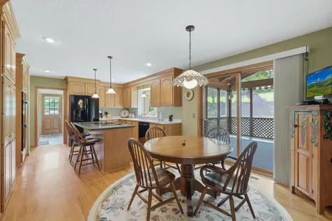 5025 W 94th Street Bloomington MN 55437
