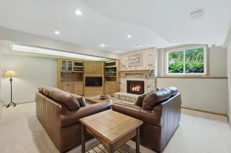 5025 W 94th Street Bloomington MN 55437