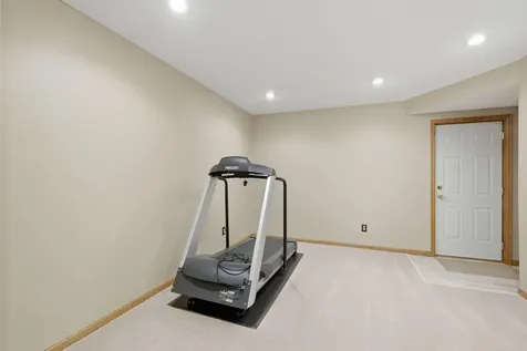 5025 W 94th Street Bloomington MN 55437