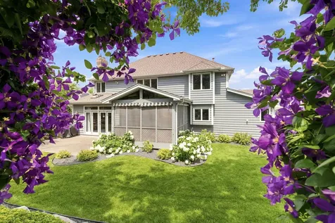 5025 W 94th Street Bloomington MN 55437