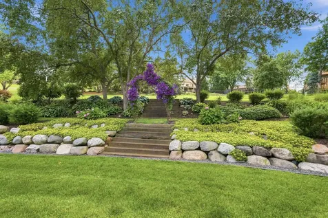 5025 W 94th Street Bloomington MN 55437