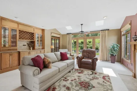5025 W 94th Street Bloomington MN 55437