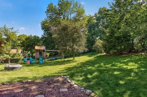 6432 Mere Drive Eden Prairie MN 55346