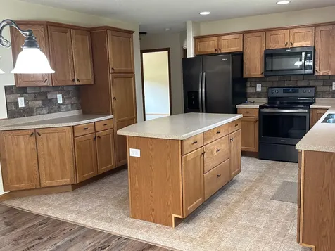 317 Oak Hills Drive Detroit Lakes MN 56501