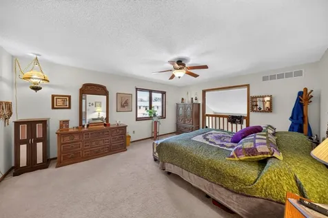 1116 Knoll Court NW Rochester MN 55901