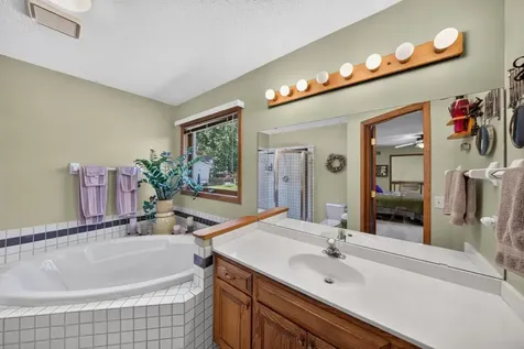1116 Knoll Court NW Rochester MN 55901