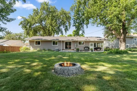 8203 Henslowe Avenue S Cottage Grove MN 55016