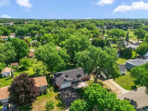 8203 Henslowe Avenue S Cottage Grove MN 55016