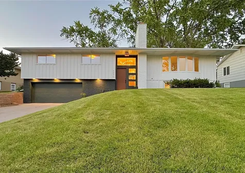 4436 Claremore Drive Edina MN 55435