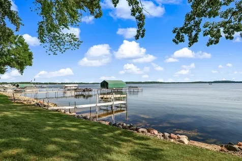 12 Point Drive Waconia MN 55387