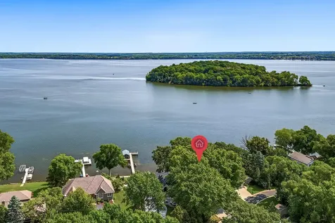 12 Point Drive Waconia MN 55387