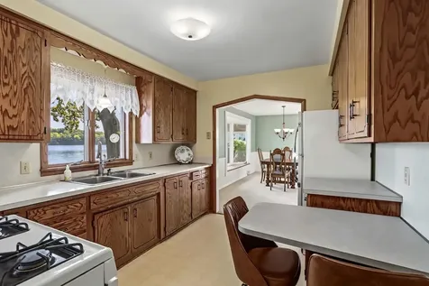 12 Point Drive Waconia MN 55387
