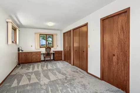 12 Point Drive Waconia MN 55387
