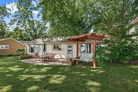 12 Point Drive Waconia MN 55387